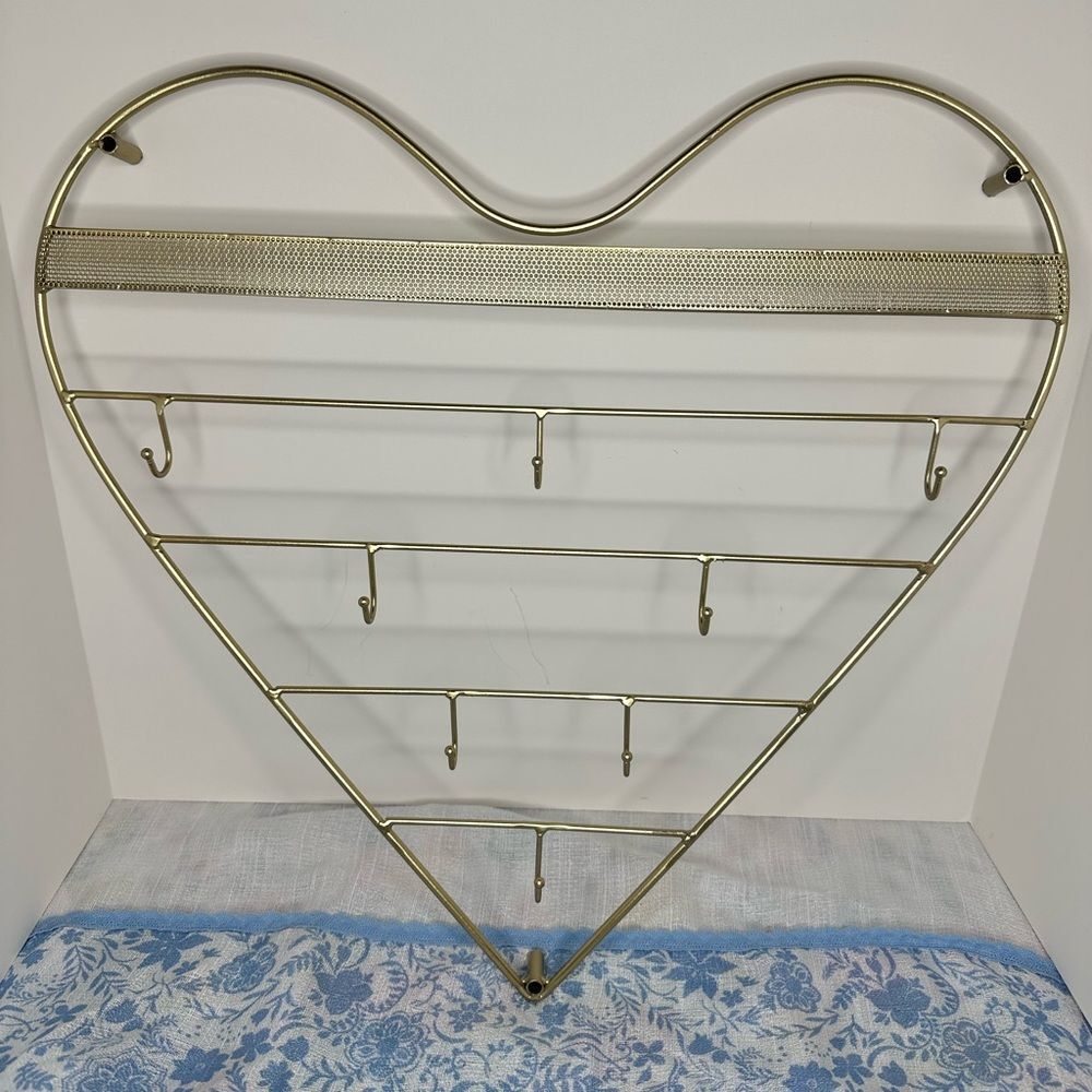 Gold Heart-Shaped Jewelry Organizer